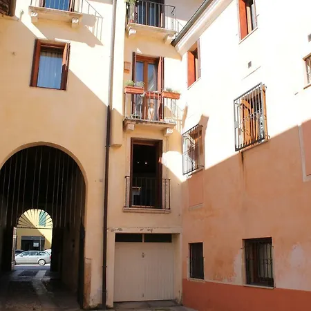 Lejlighed Respira Vicenza! Storia A Portata Di Mano.... Vicenza